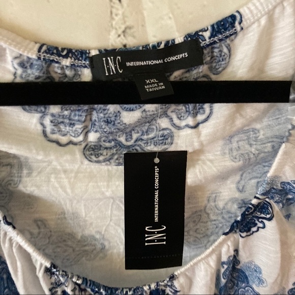 INC long sleeve Romanesque top - Picture 4 of 5